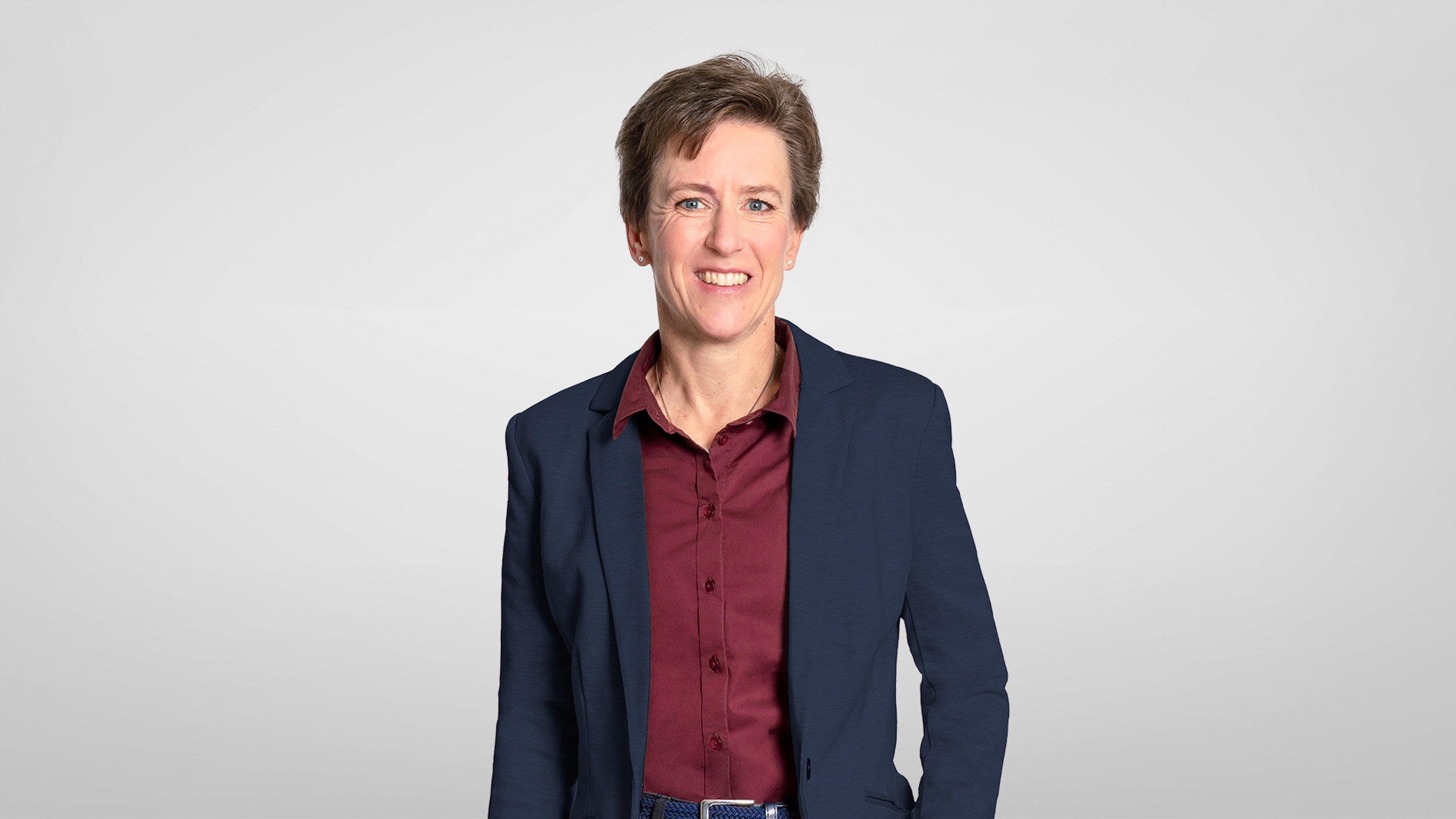Dr. Claudia Schärer