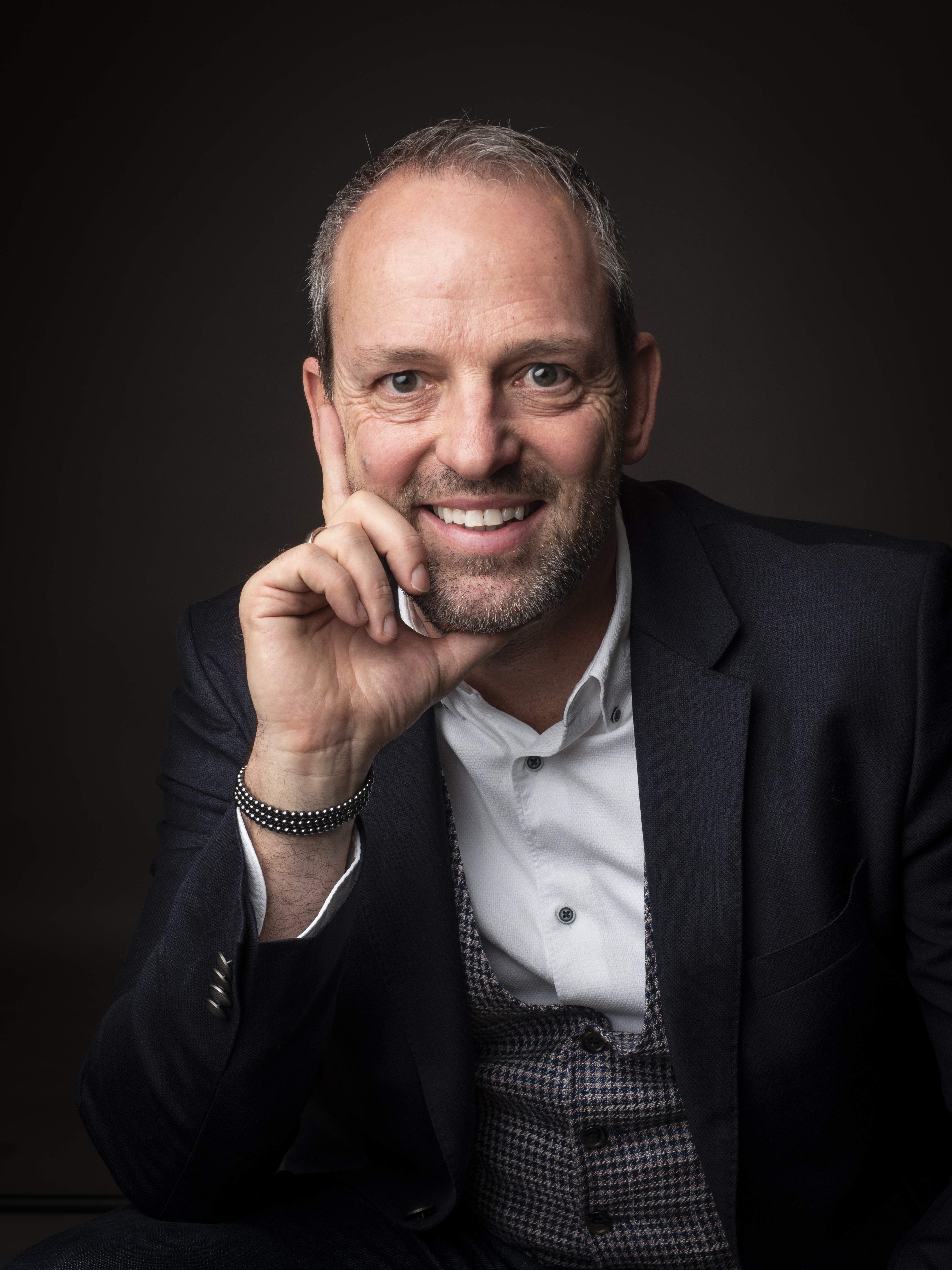 Prof. Dr. Robert Riener