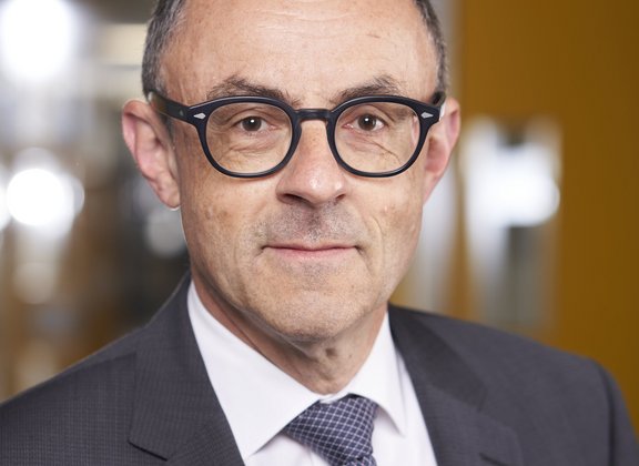 Dr. Marc Cadisch