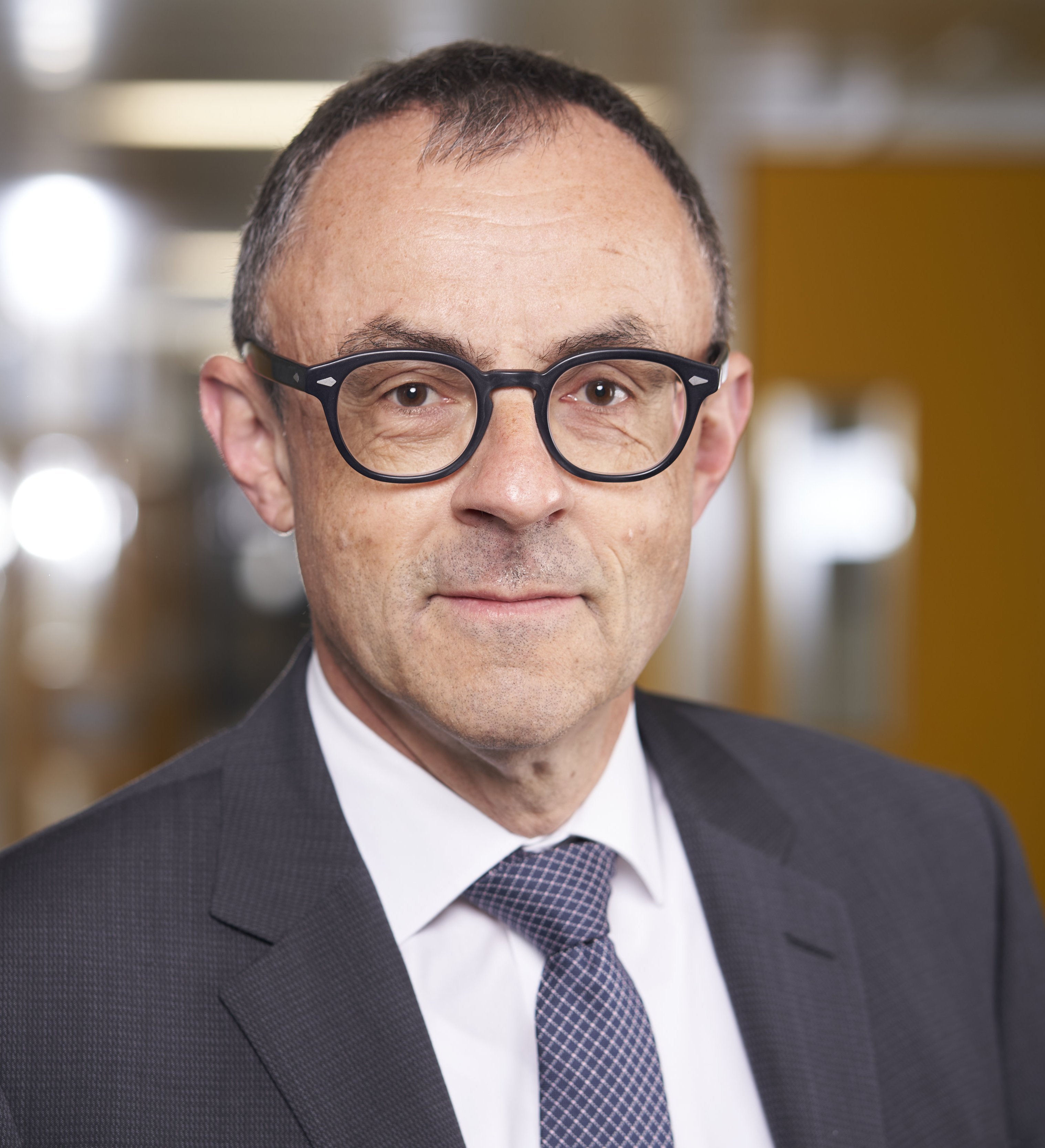 Dr. Marc Cadisch
