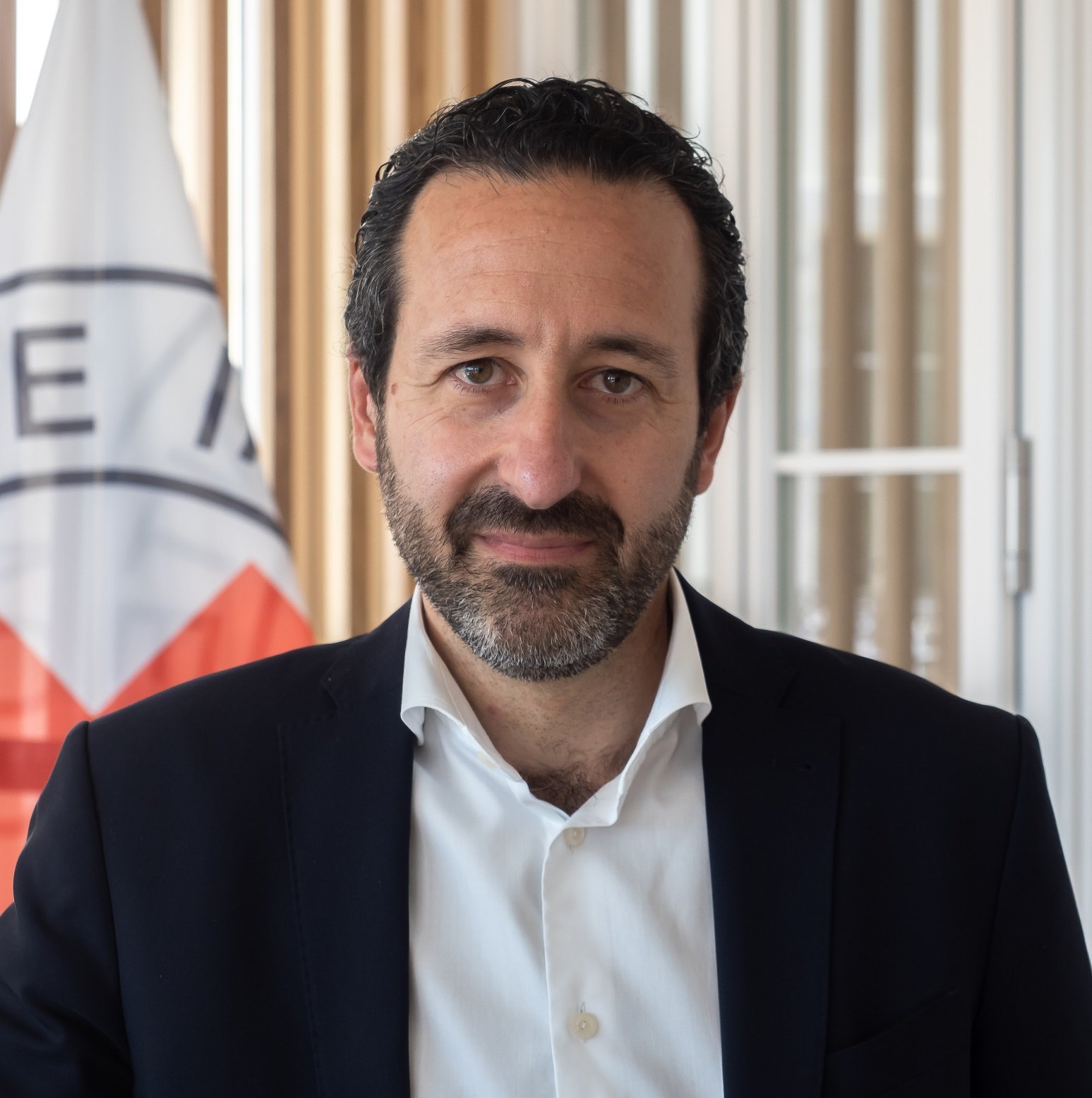  Robert Mardini