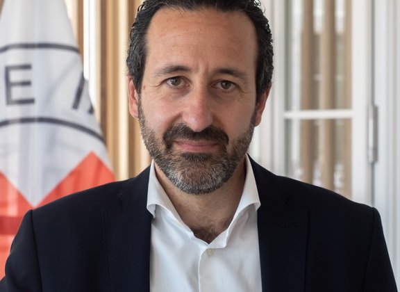  Robert Mardini