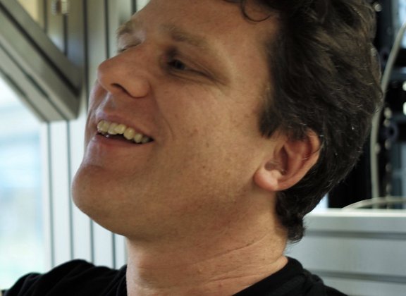 Dr. Andreas Fuhrer
