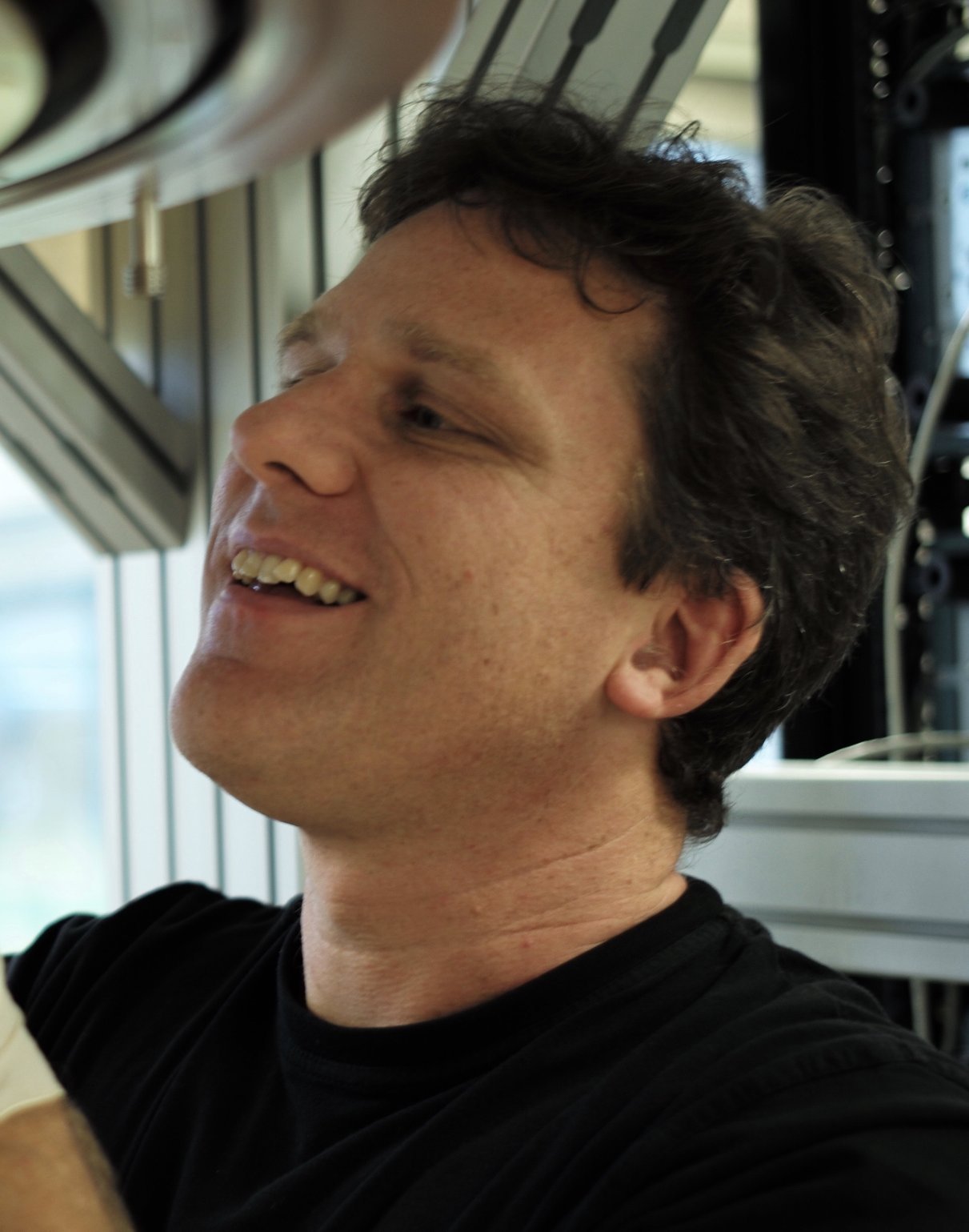 Dr. Andreas Fuhrer