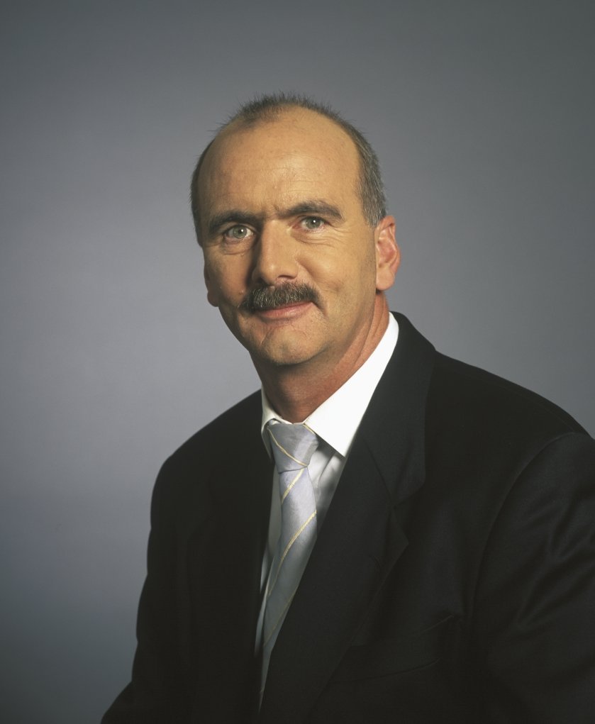 Dr. Urs Mäder
