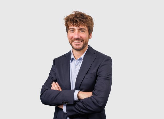 Dr. Tobias Schlegel